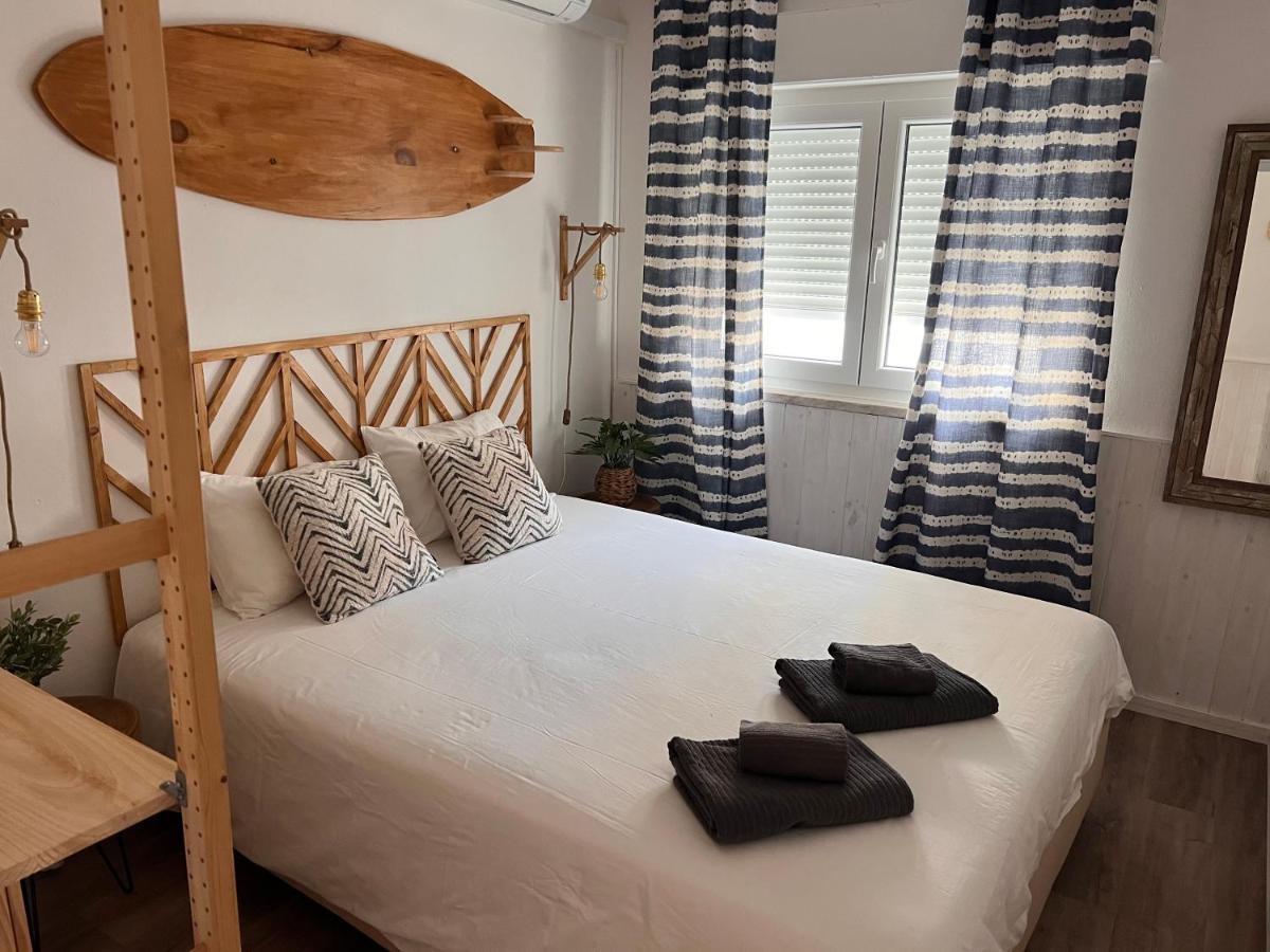 Vista Espectacular Playa De Supertubos, Peniche Villa Атогия да Балея Екстериор снимка